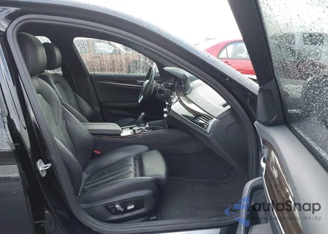 2018 BMW 530E xDrive Iperformance z USA, uszkodzony, nr VIN WBAJB1C5XJB083712